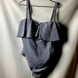 KONA SOL WO SIZE 24W ONE PIECE SWIMSUIT NAVY GINGHAM RUFFLE  LINED BUILT ON BRA